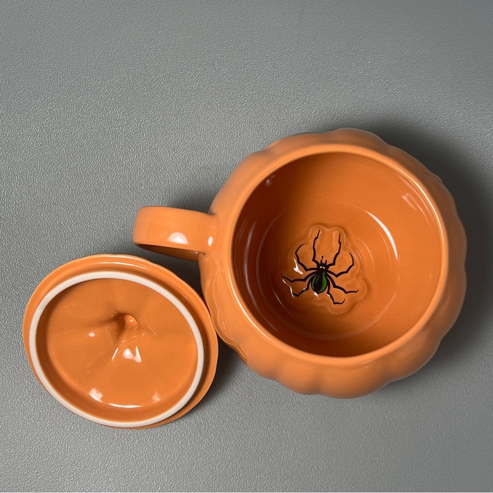 Halloween Horror Nights Lil' Boo Sculpted Mug - Picture 3 of 4